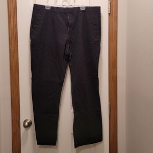 Old Navy Men's Classic Loose 40 x 32